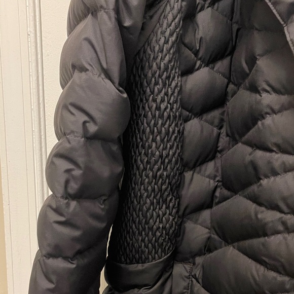 Duluth Trading Co Women's Black Puffer Coat - Picture 3 of 8